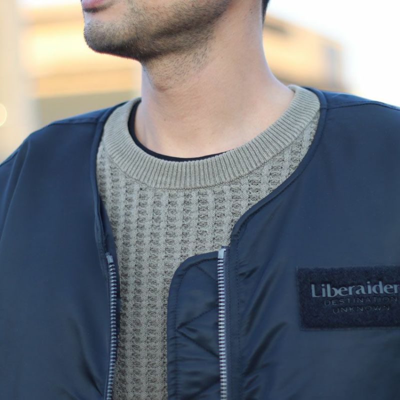 Liberaiders/リベレイダース　COLLARLESS FLIGHT JACKET　750052303　窪塚洋介　芸能人愛用　MA-1　ブルゾン　 フライトジャケット　ノーカラージャケット　上着　アウター