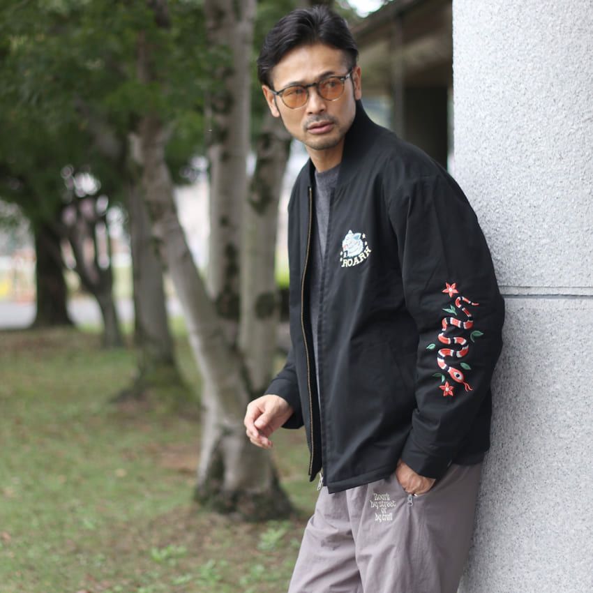 ROARK 湿っぽい WOLFPACK