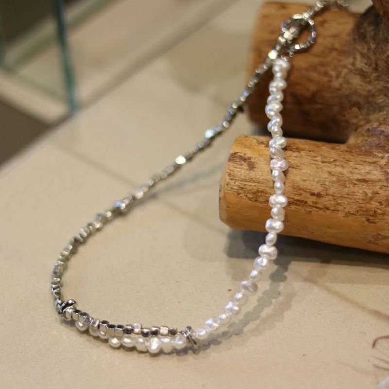 Sea'ds Mara】Layer beads necklace 新品未使用 - メルカリ